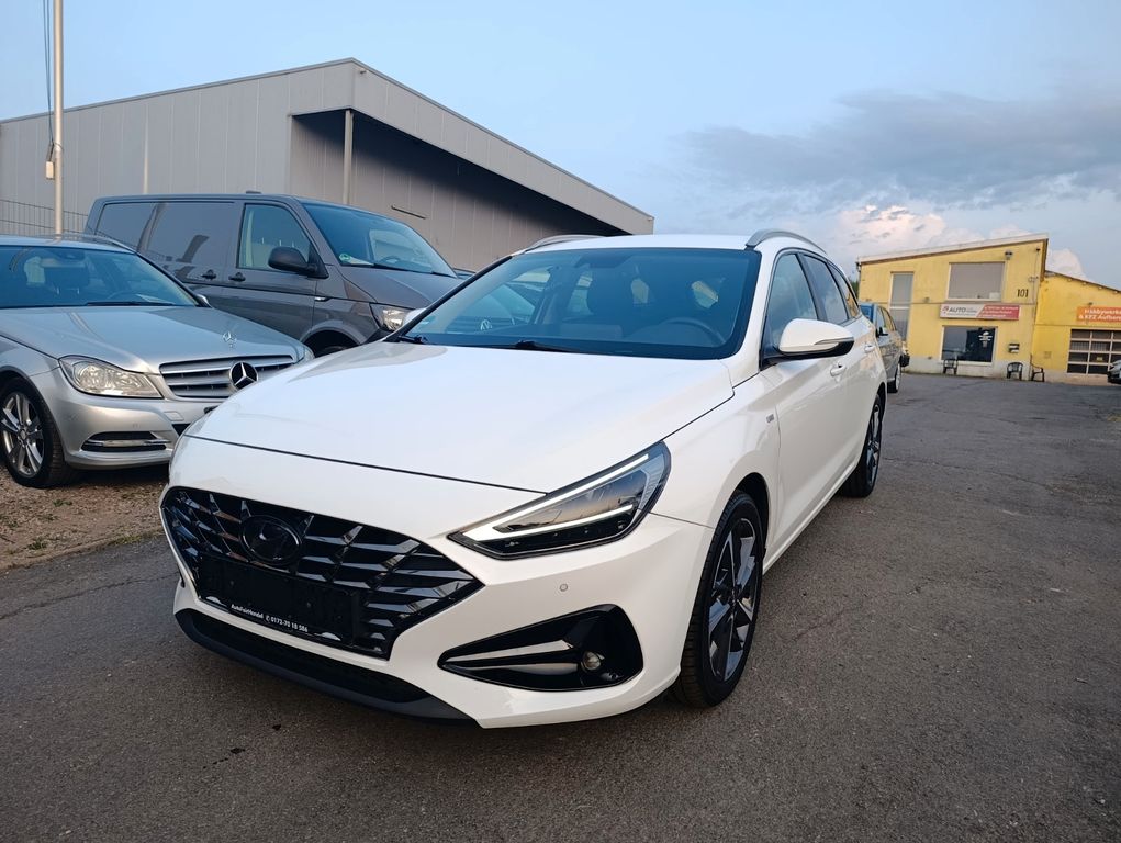 Hyundai i30 cw Prime Mild-Hybrid*KAMERA*NAVI*LED*DAB*ALU - 2020