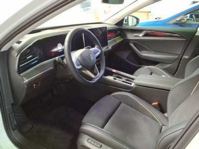 Volkswagen Passat Variant - Bild 4