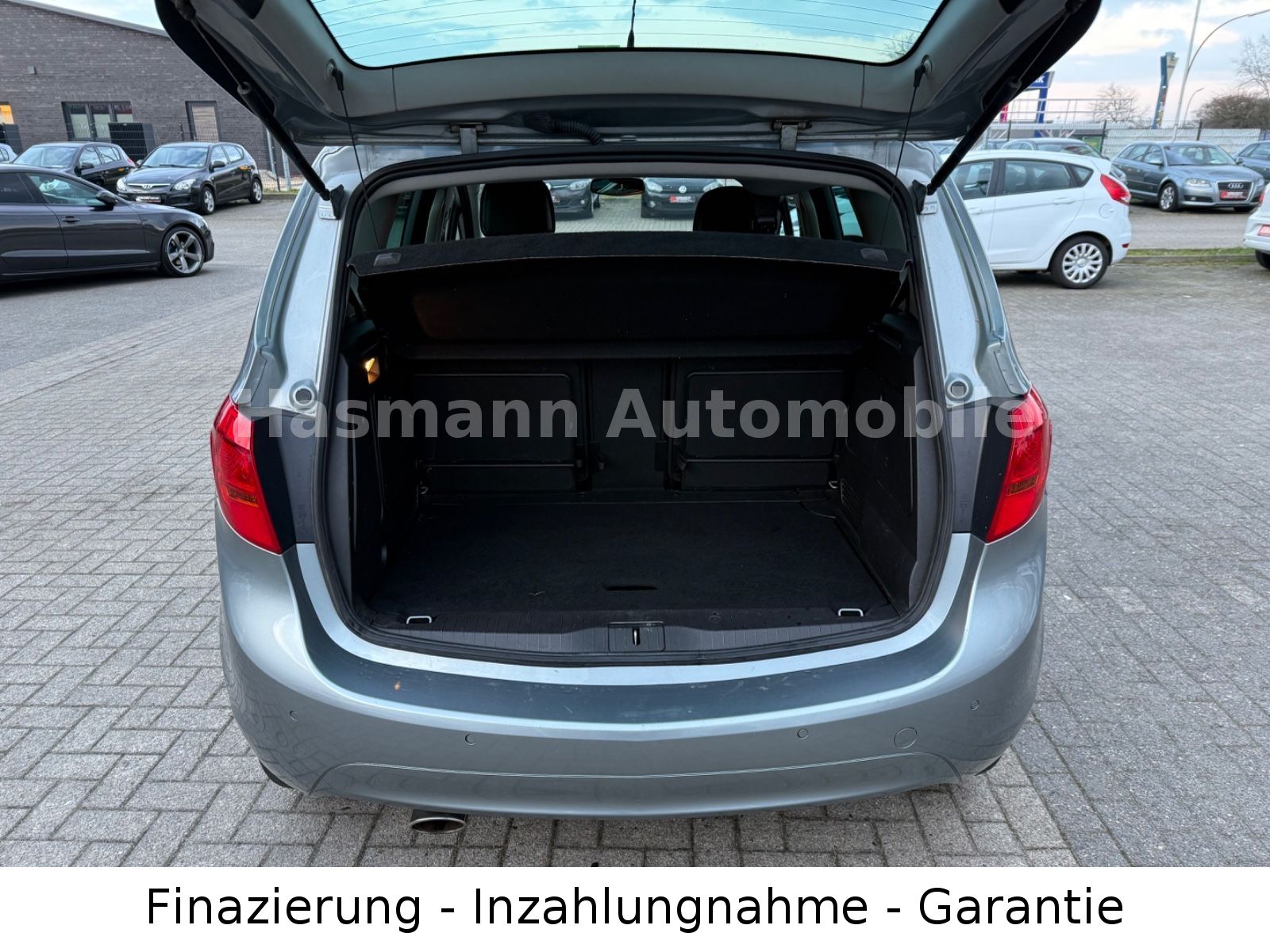 Meriva B Active*1.HAND*SCHECKHEFTGEPFLEGT*KLIMA