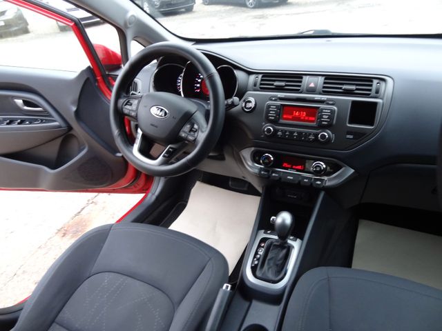 Fahrzeugabbildung Kia Rio Spirit/1.Hd/Automatik/84TKM/SitzH/PDC/