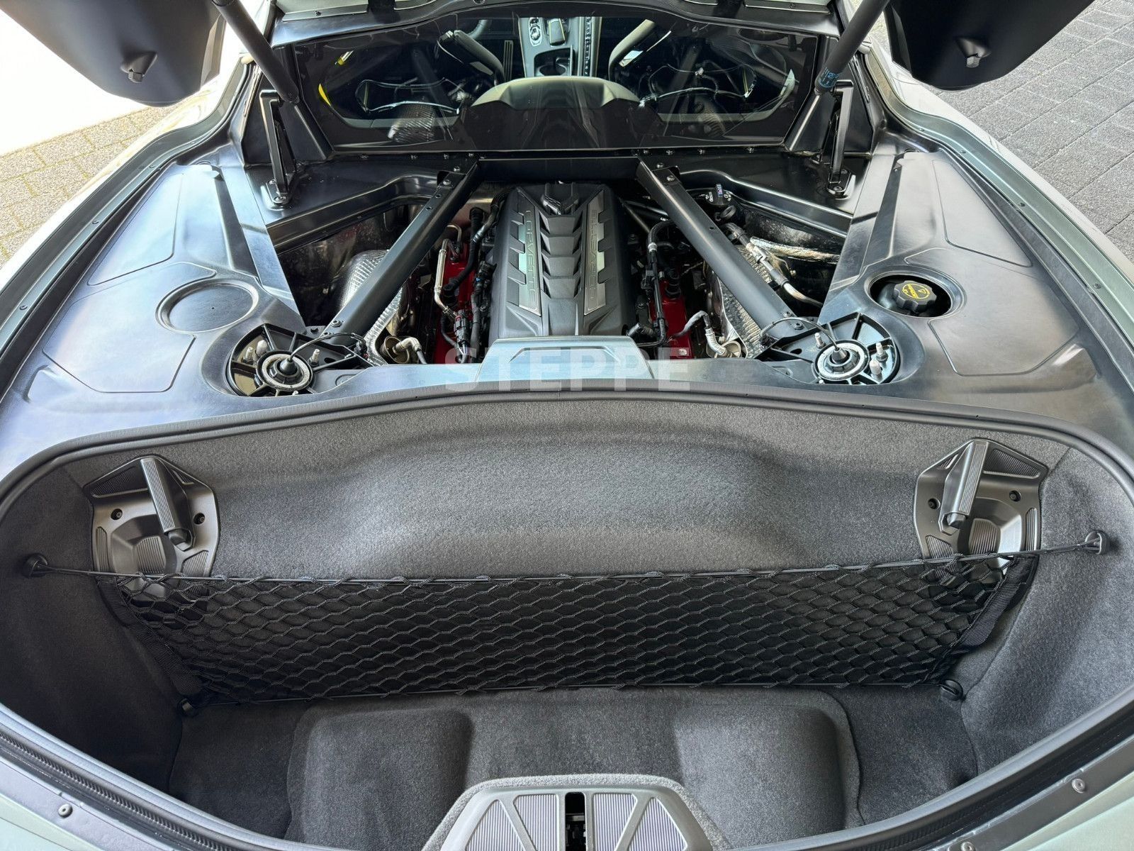 Corvette C8 Stingray Coupe 6,2 V8 3LT Europamodell STEPPE