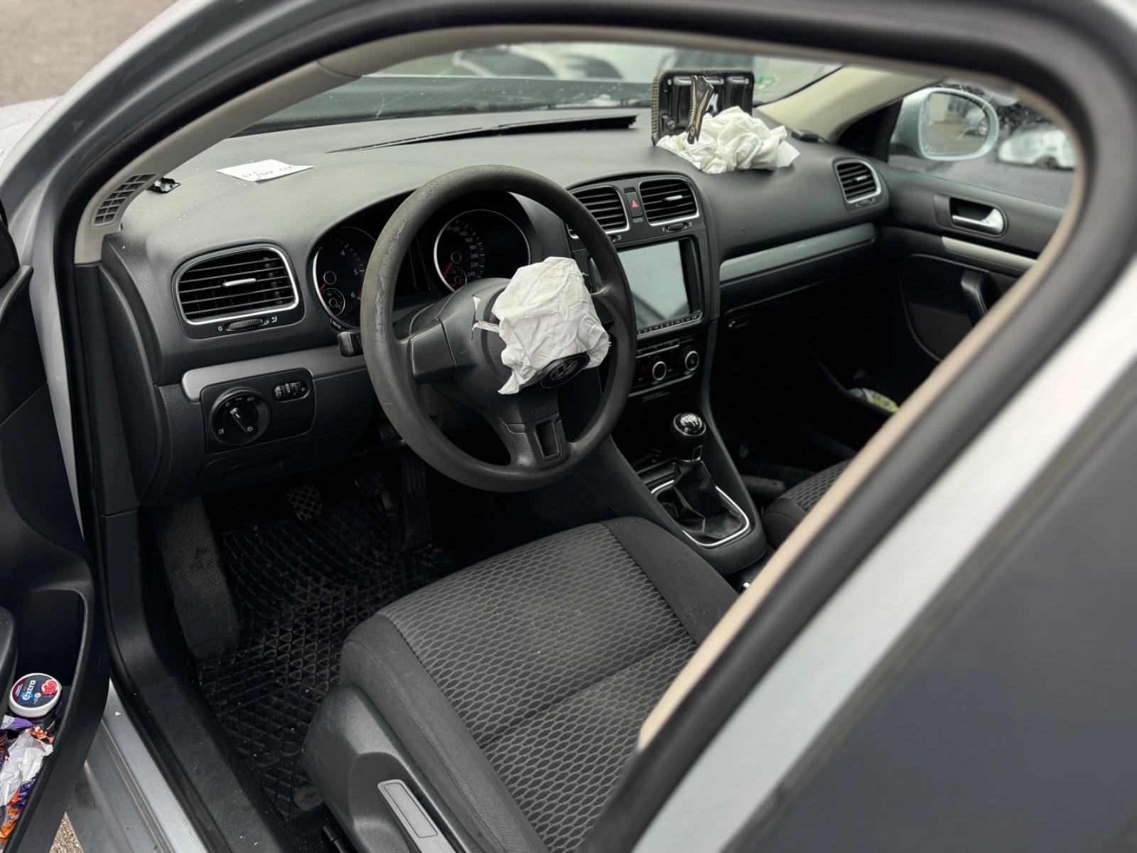 Volkswagen Golf 2013 — photo 9