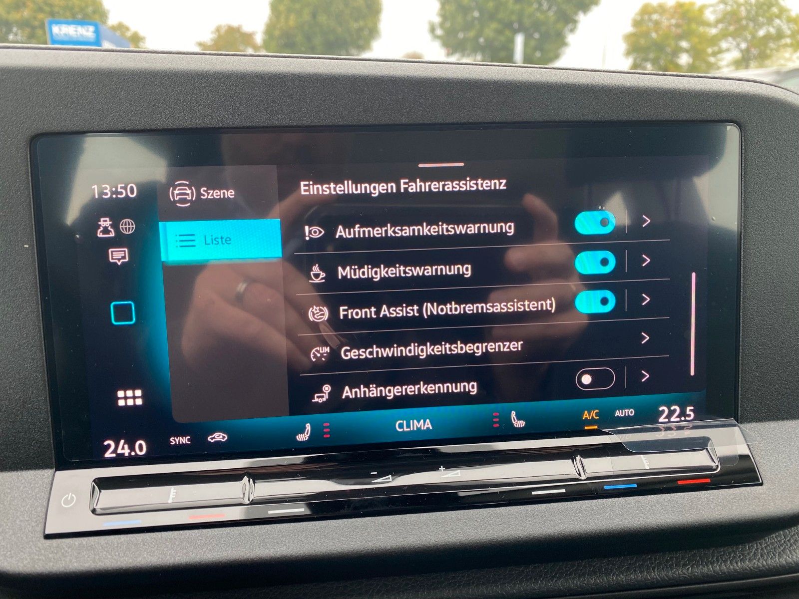 Fahrzeugabbildung Volkswagen Caddy 2.0 TDI DSG Kombi+App+KAMERA+PDC+TEMPOMAT+