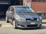 Toyota TOYOTA Auris 2.2 D-Cat 3p. - Toyota Auris mit Diesel-Antrieb: 2.2