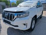 Toyota Land Cruiser 2.8 D-4D Automatik - - Toyota Land Cruiser von privat