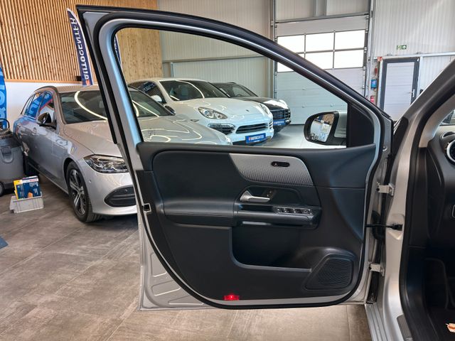 Mercedes-Benz B 200 *Kamera*PDC*Leder*Keyless*Navi*