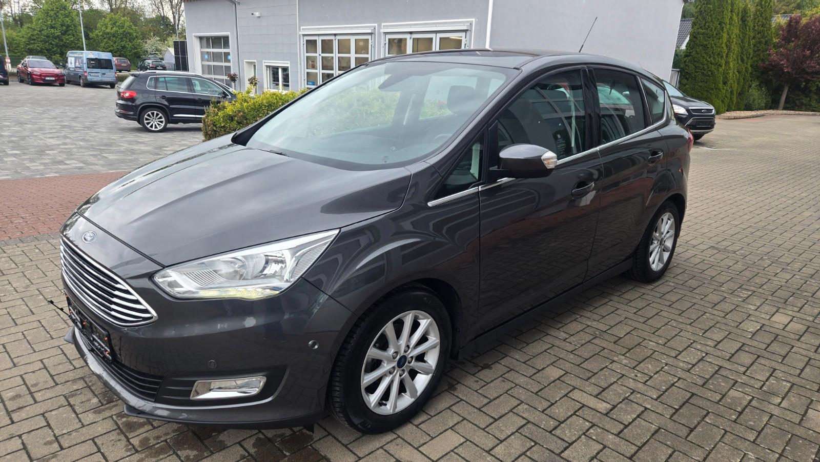 Ford C-Max Titanium+Winter+Navi+Zahnriemen neu!