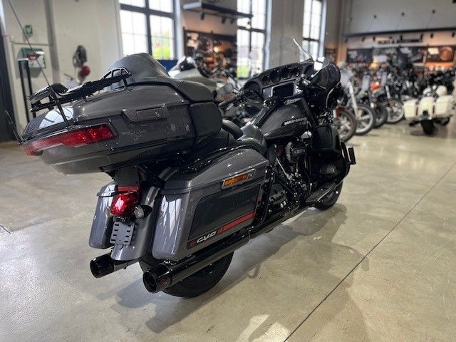 Fahrzeugabbildung Harley-Davidson FLHTKSE Ultra Limited CVO 117cui