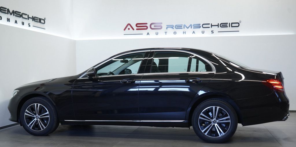 Mercedes Benz E 220