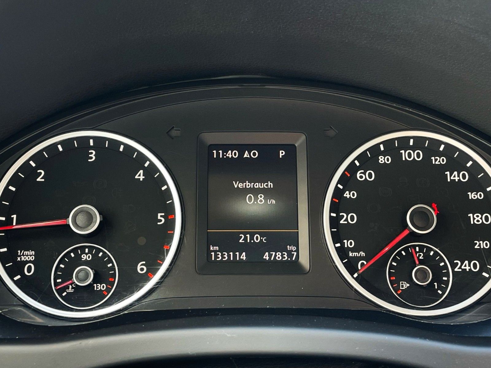 Fahrzeugabbildung Volkswagen TIGUAN 2.0TDI CUP DSG 4M NAVI DYNAUDIO CAM PANO.