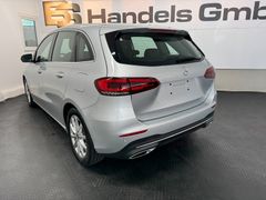 MERCEDES-BENZ B200d DCT PROGR*LEDER*HuD*LED*NAVI*KAMERA*SHZ* MERCEDES-BENZ B200d DCT PROGR*LEDER*HuD*LED*NAVI*KAMERA*SHZ*