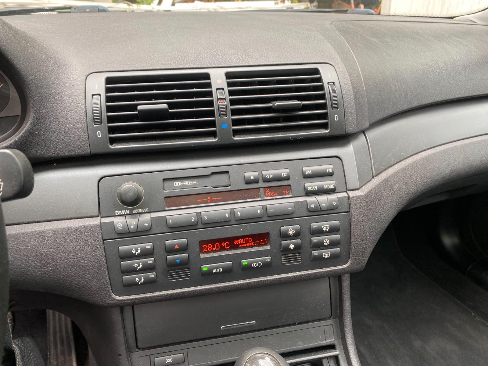 BMW 316 2005 — photo 13
