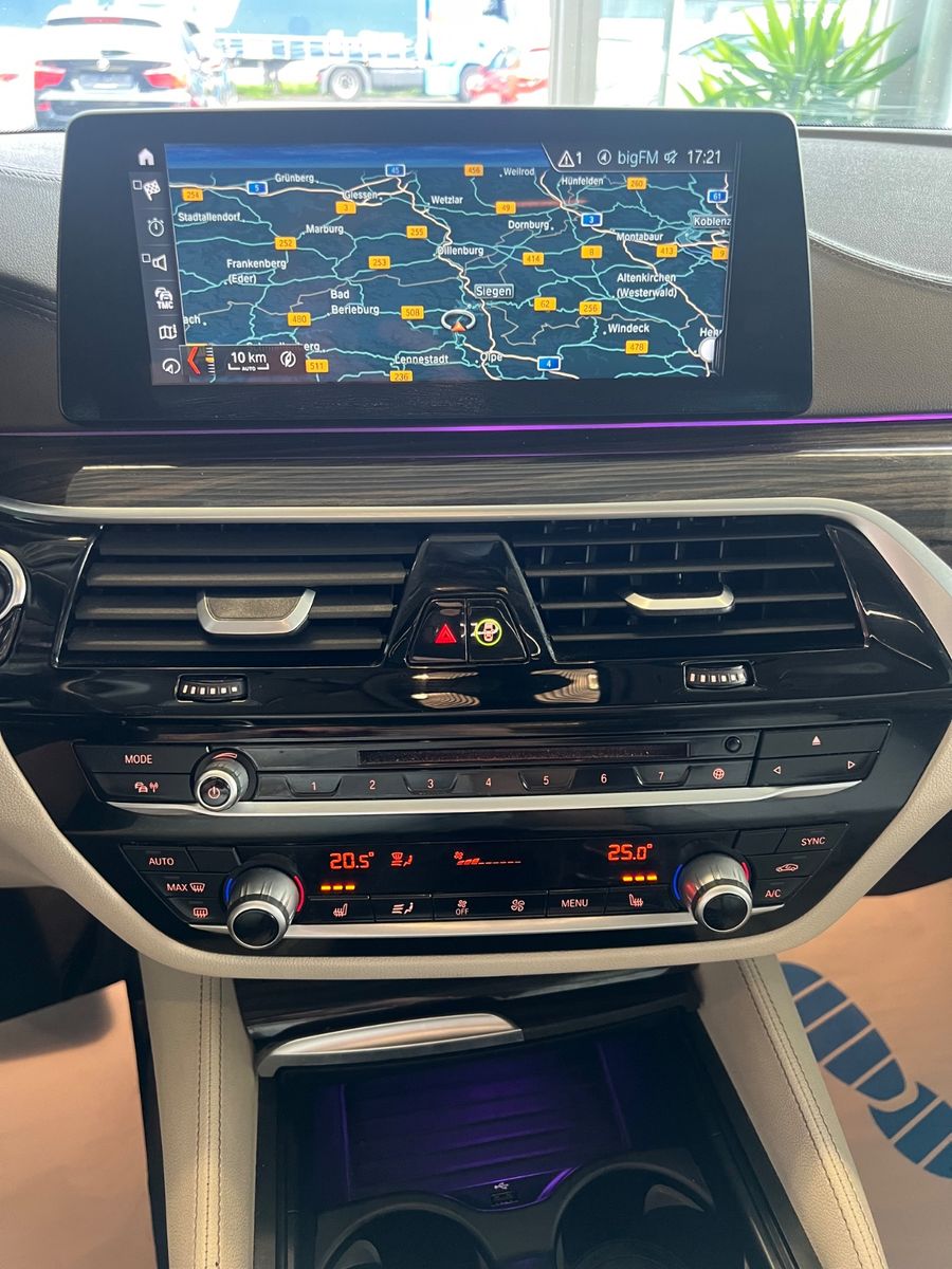 Fahrzeugabbildung BMW 525 d Lim. Luxury Line * SCHIEBEDACH *AMBIENTE*