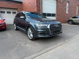 Audi Q7 3.0 TDI quattro 3x S-Line - Audi Q7 in Düsseldorf