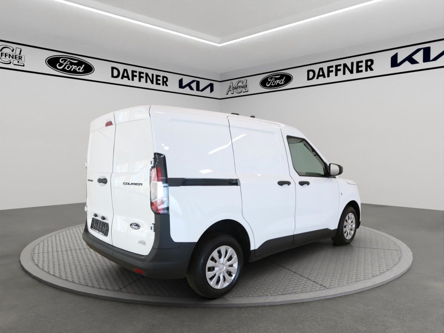Fahrzeugabbildung Ford Transit Courier Trend 1.0 EcoBoost DAB