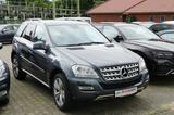 Mercedes-Benz ML 300 CDI BlueEfficiency 4Matic AHK NAV SHZ PDC - Mercedes-Benz ML 300: Cdi