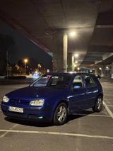 Volkswagen Vw Golf 4 1.9 tdi  Schalter - Volkswagen Golf aus 2001: TDI