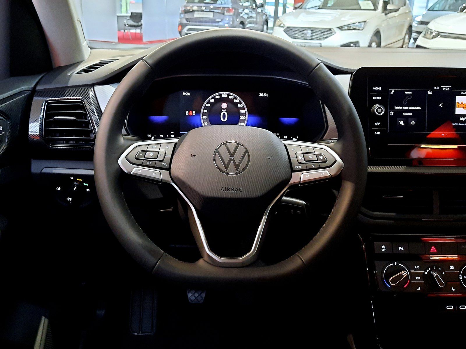 Fahrzeugabbildung Volkswagen T-Cross Life TSI *LED*PDC*ACC*Sitzhzg*App-Conn*