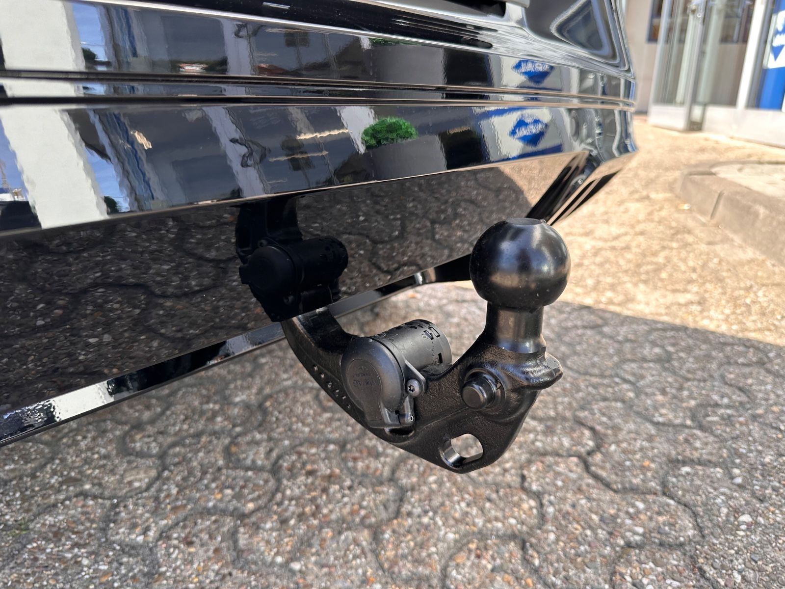 Fahrzeugabbildung Volkswagen T-Roc R Line 1.5 eTSI DSG APP/ACC/AHK/LED/eHeck