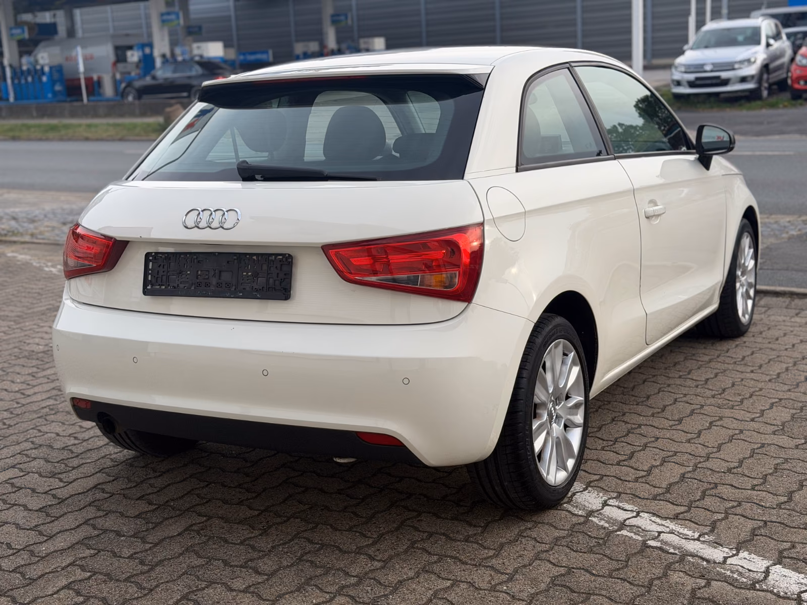 Audi A1 ambition KLIMA/LEDER/NAVI/PDC