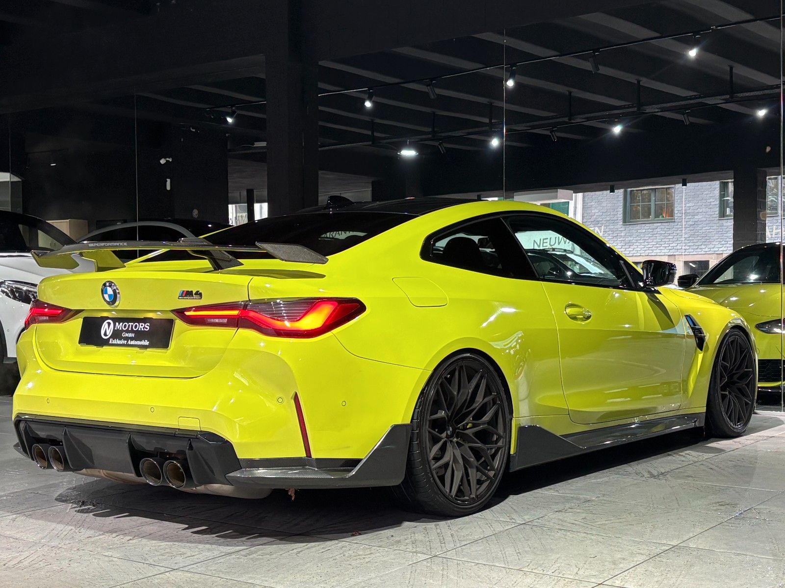 Fahrzeugabbildung BMW M4 Competition *M-Perf.PartsCarbon*HUD*360°KAM