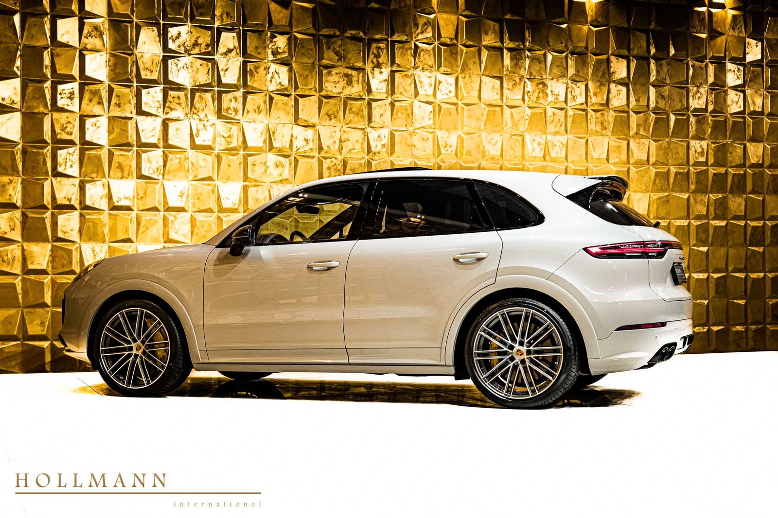 Porsche CAYENNE TURBO CARBON 3D BURMESTER CERAMIC BRAKE foto 5
