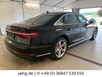 Audi A8 - 5