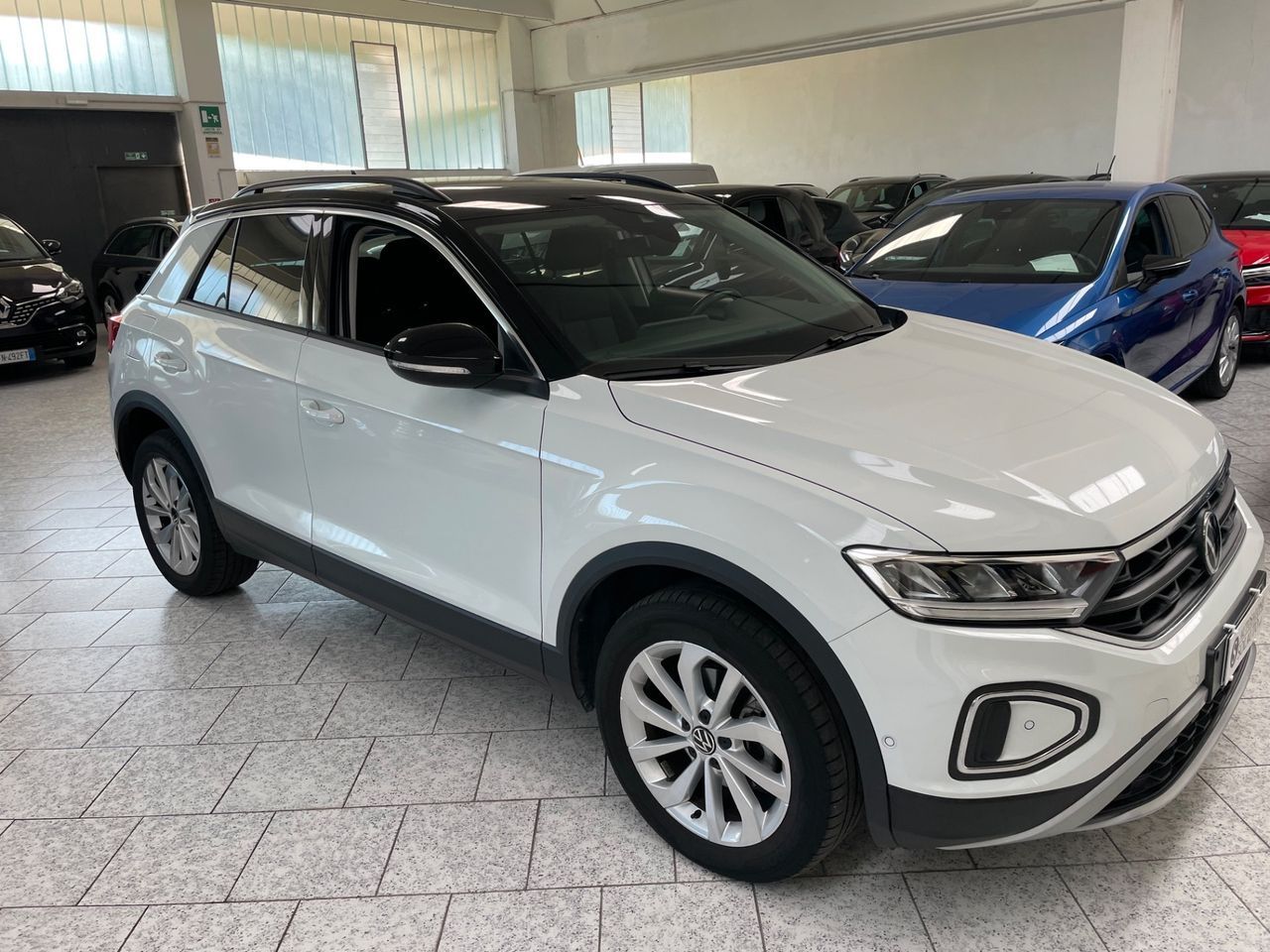 Other Volkswagen T-Roc 2.0 TDI SCR Life Telec. Keyless imagem 3