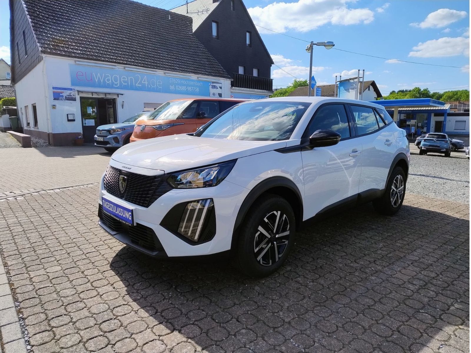 Peugeot 2008 Style / Navi / LED/SHZ/PDC/Kam