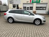 Opel Astra J Sports Tourer Style - Opel Astra: Style