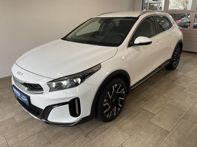 Kia Xceed MJ 25 1.5 T-GDI DCT Navi LED PDC v+h 18 Zo