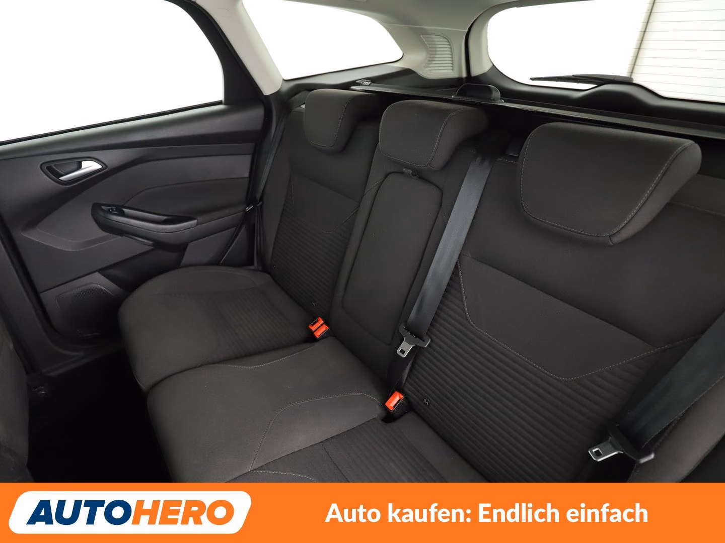 Ford Focus 1.5 EcoBoost Titanium Aut.*TEMPO*PDC*SHZ*