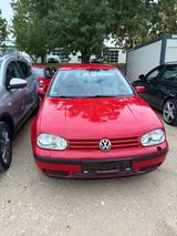 Volkswagen Golf 1.6 Auto Trendline - gebrauchte VW Golf aus dem Jahr 2001