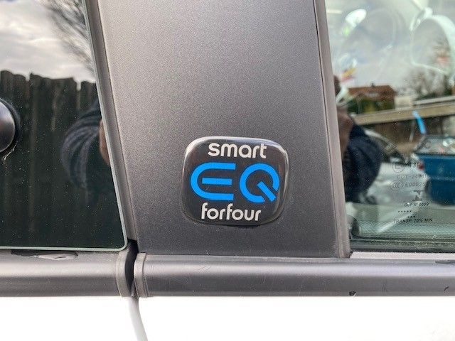 Fahrzeugabbildung Smart ForFour EQ Advanced Navi EPH LM Freispr.