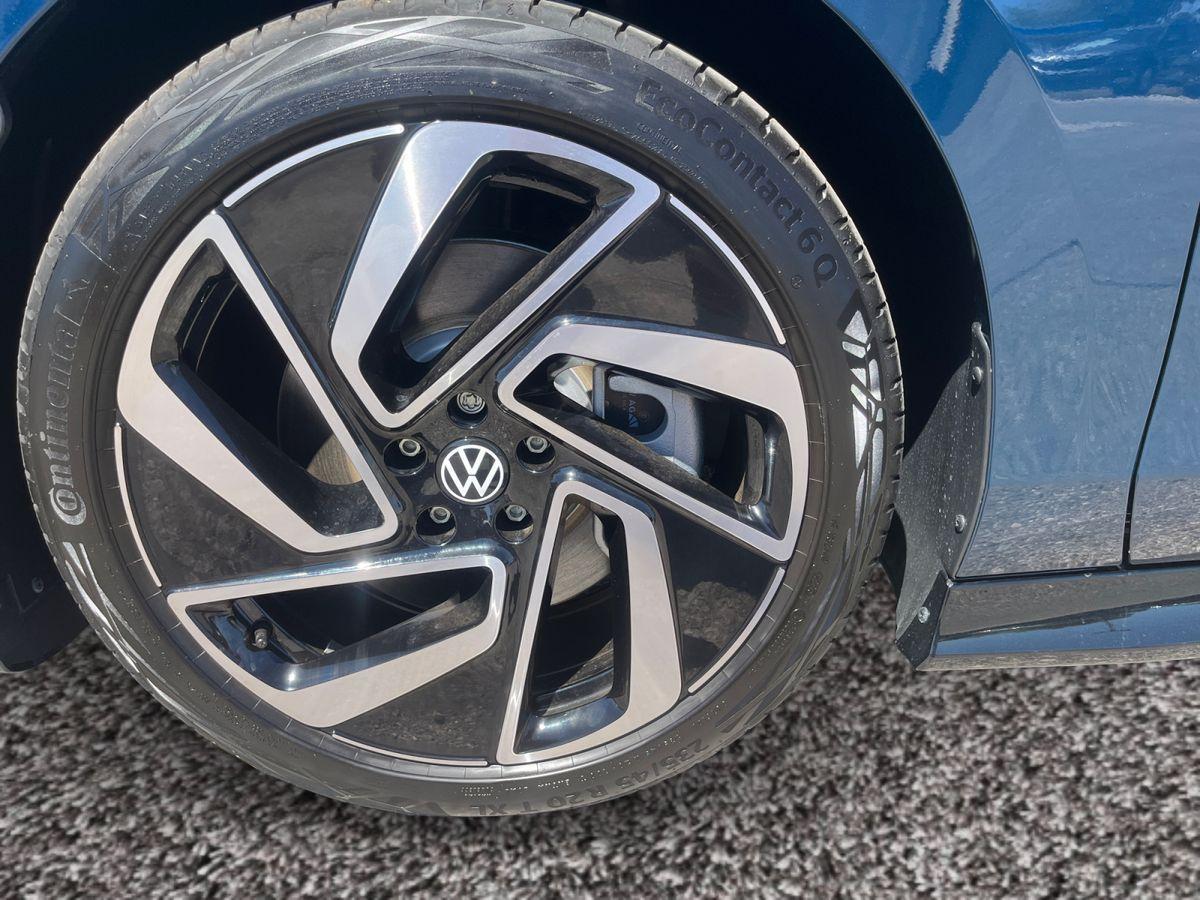 Volkswagen ID.7 Tourer Pro+BLACK+AHK+HuD+MATRIX+AREA+NAVI