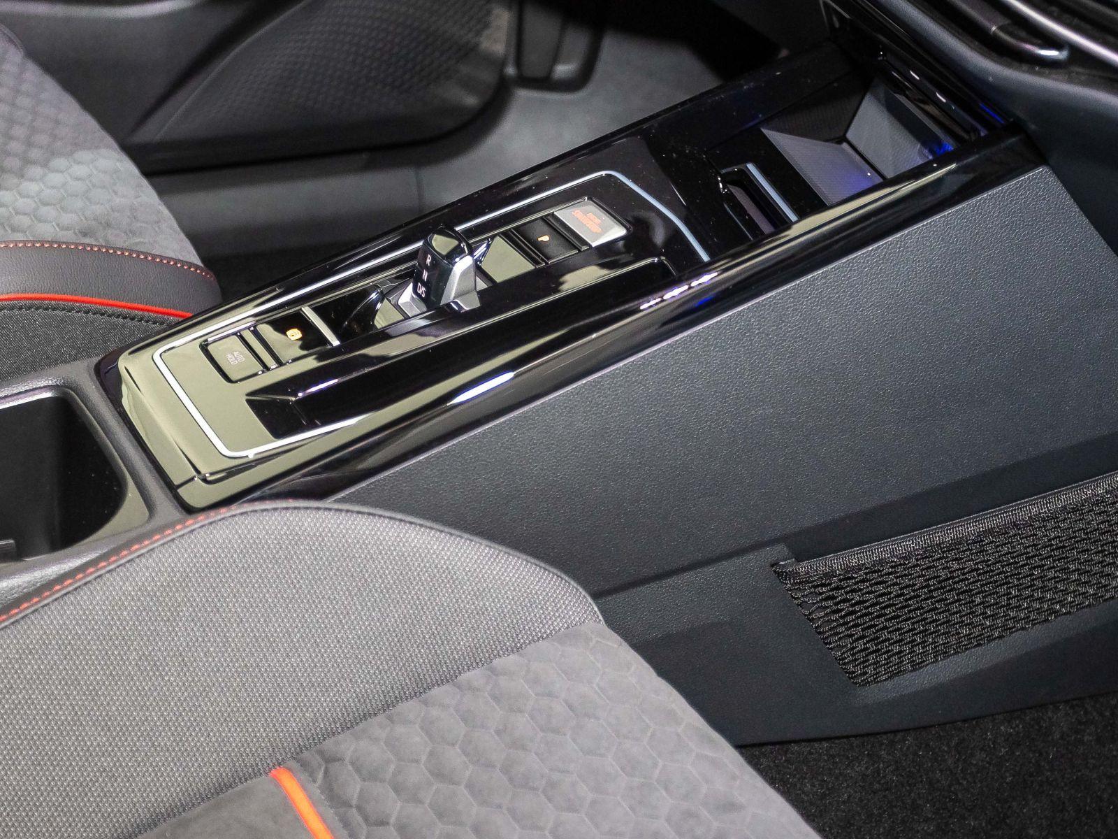 Volkswagen Golf VIII GTI 2.0 TSI DSG Clubsport Navi ACC EPH, миниатюра 23
