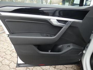 Volkswagen Touareg - 12