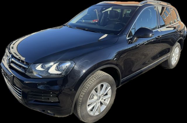 Volkswagen Touareg 3.0TDI Exclusive Absolut Voll. 8-fach