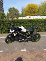 Kawasaki Z900 - NAKED BIKE VON 1 BIS 50 CCM