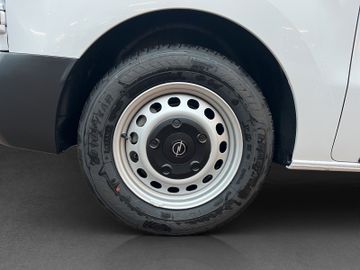 Fotografie 15 des Opel Vivaro 1.5 L2 AHK LED Boden Beifahrerdoppelbank