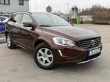 Volvo XC60 Momentum AWD EURO6*XENO*NAV*KAMERA - Volvo XC60 Gebrauchtwagen in Stuttgart