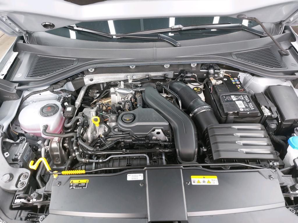 Volkswagen T-Roc Style 1.5 TSI AHK*Tempo*PDC*RFK*SH*Klima