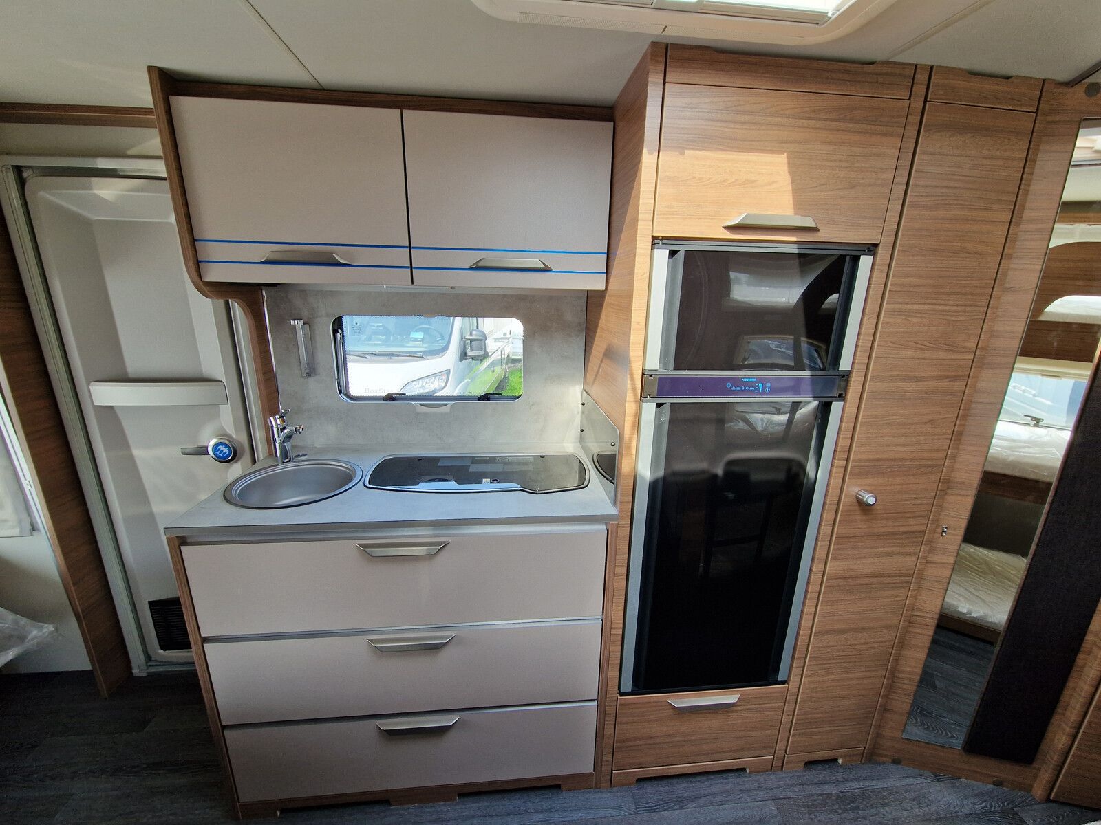Fahrzeugabbildung Knaus Sport 580 QS 3er Stockbett, DuoControl, uvm...