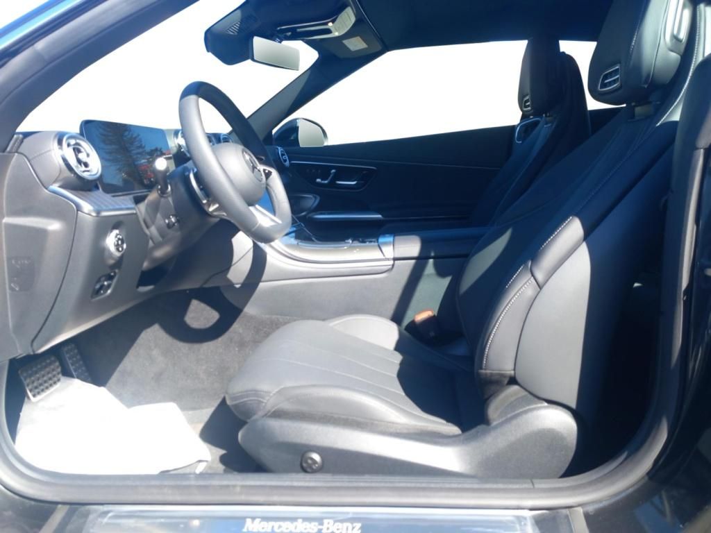 Fahrzeugabbildung Mercedes-Benz CLE 450 4M Cabriolet AMG*Air-Cap*Burmester*Distr