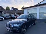 Audi Q5 40 TDI quattro sport/S-Line/Totwinkel/AHK/Kam - Audi Q5 mit Diesel-Antrieb: Grau