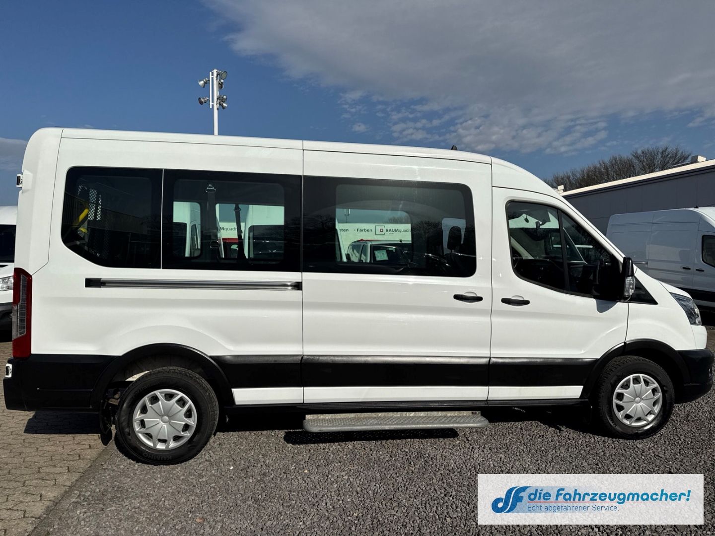 Fahrzeugabbildung Ford Transit Kombi 350 L3 Trend LIFT* Temp Tel.-Vorb.