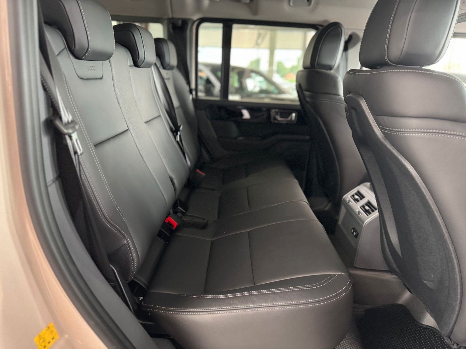 Fahrzeugabbildung INEOS Grenadier Station Wagon 3.0D Fieldmaster Edition