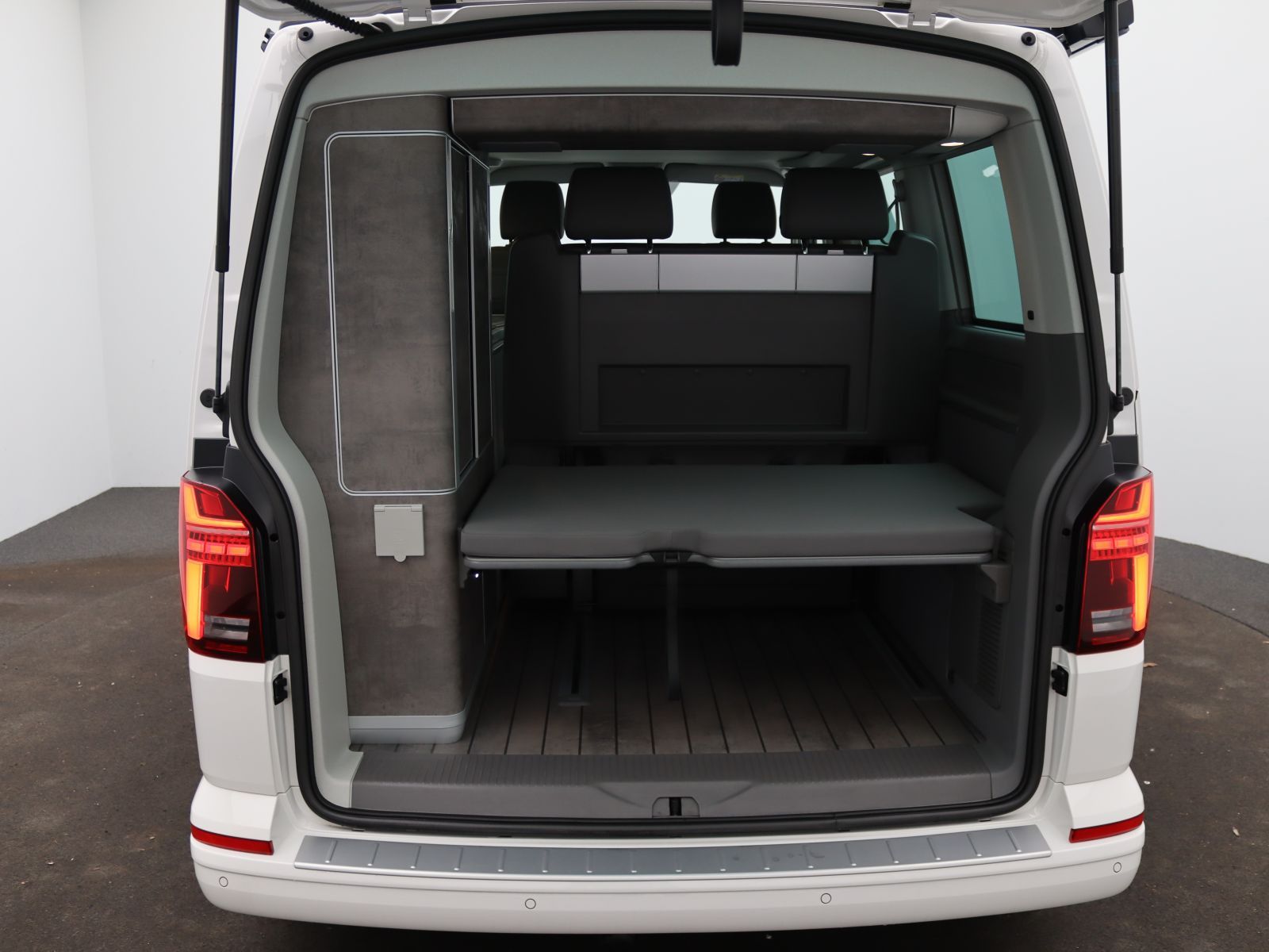 Volkswagen T6 California - Bild 9