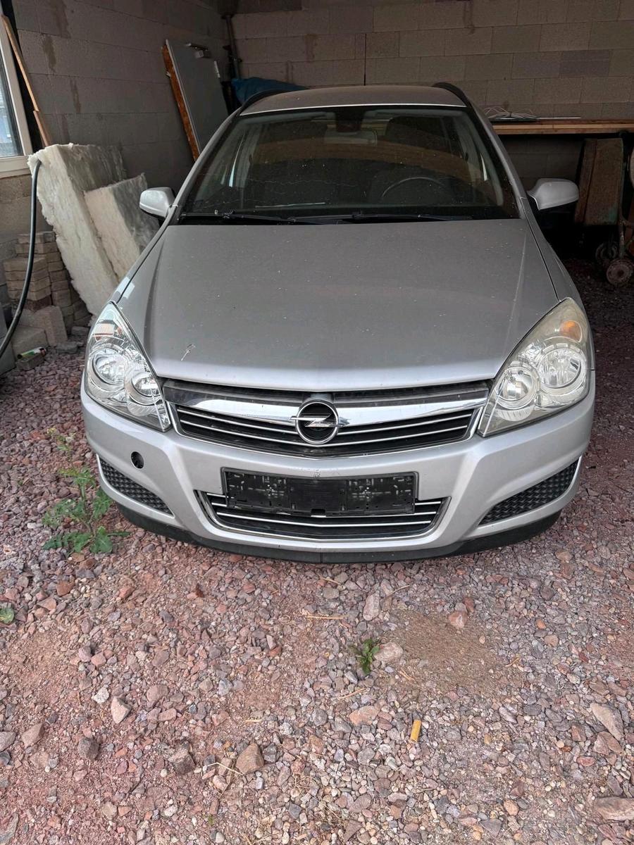 Opel Astra, 2008
