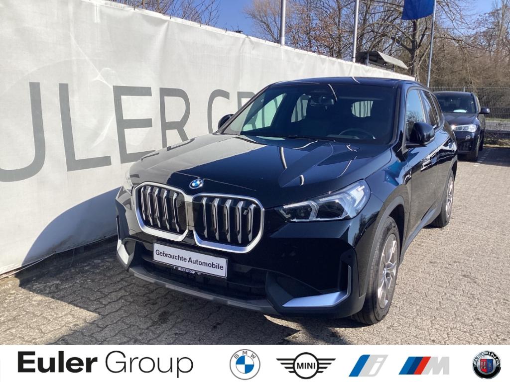 BMW iX1 xDrive 30 HUD AHK Navi Soundsystem 360 Kamer